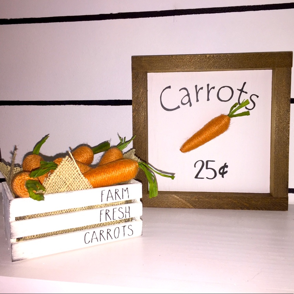 Farmhouse Carrot Decor